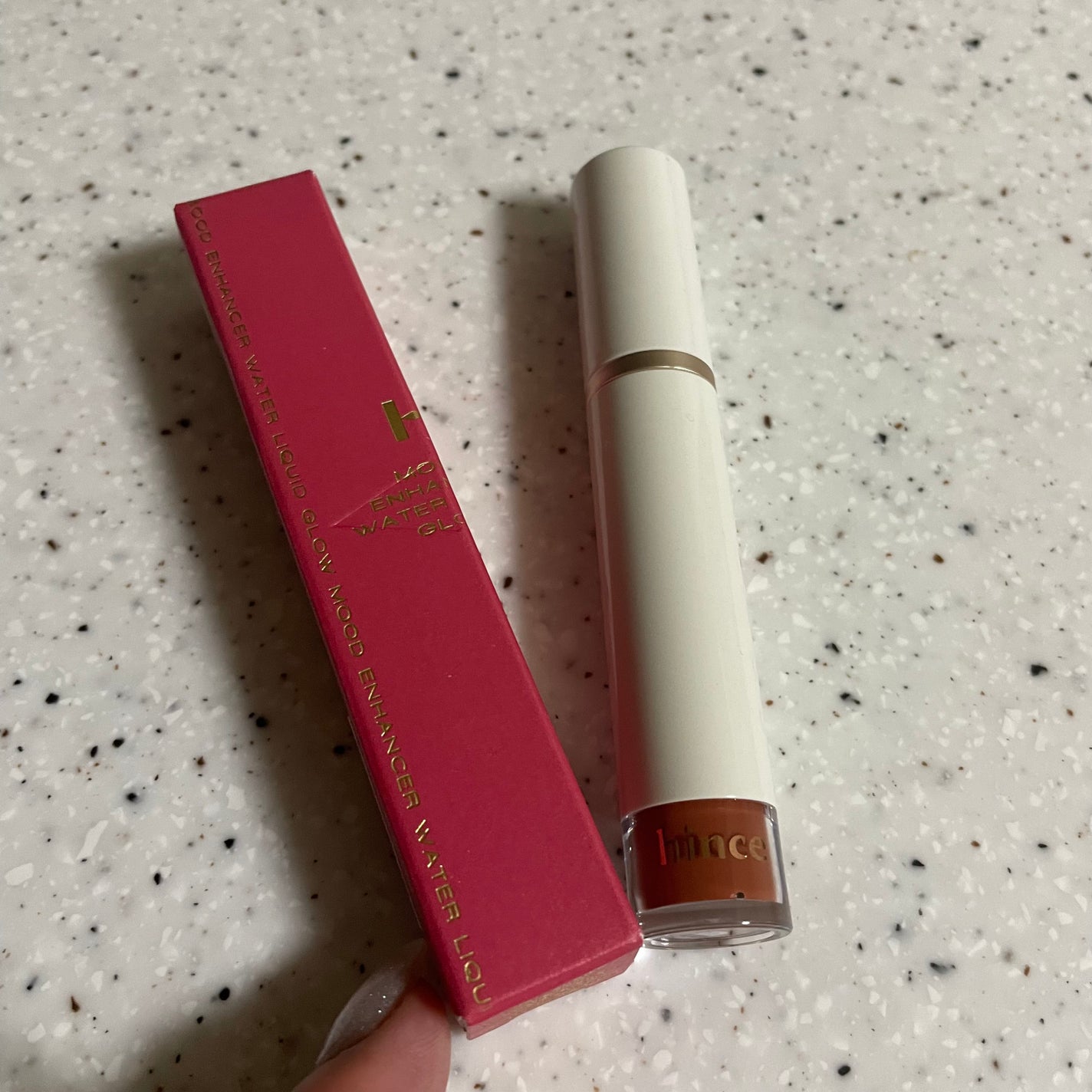 ムードインハンサーウォーターリキッドグロウ/hince/口紅を使ったクチコミ(4枚目)