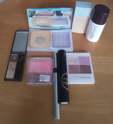 シルキースフレアイズ/キャンメイク/アイシャドウパレットを使ったクチコミ(3枚目)