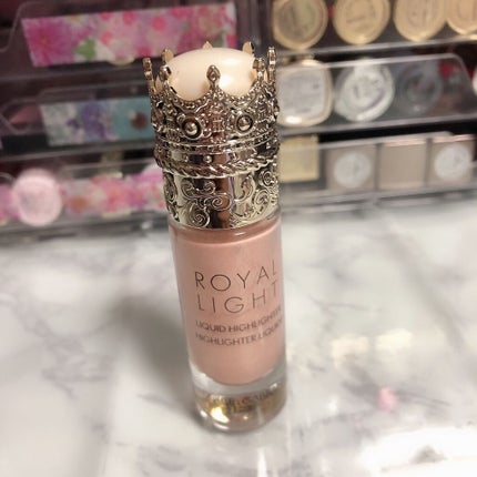 DOLCE&GABBANA BEAUTY ロイヤルライト リキッドハイライターのクチコミ「【パケが優勝🏅】ロイヤルライト リキッドハイライター【DOLCE&GABBANA BEAUTY.....」(2枚目)