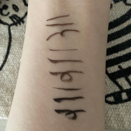 「密着アイライナー」ショート筆リキッド/デジャヴュ/リキッドアイライナーを使ったクチコミ(5枚目)