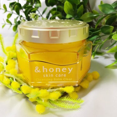 &honey &honey クレンジングバーム クリアのクチコミ「肌にうるおいを与えながら
メイクを落とすハチミツ美容♪
&honey クレンジングバーム .....」（1枚目）