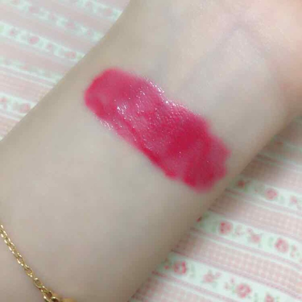 フォーエヴァージューシー オイルルージュ ティント 01 forbidden fruit/JILL STUART/リップティントを使ったクチコミ（2枚目）