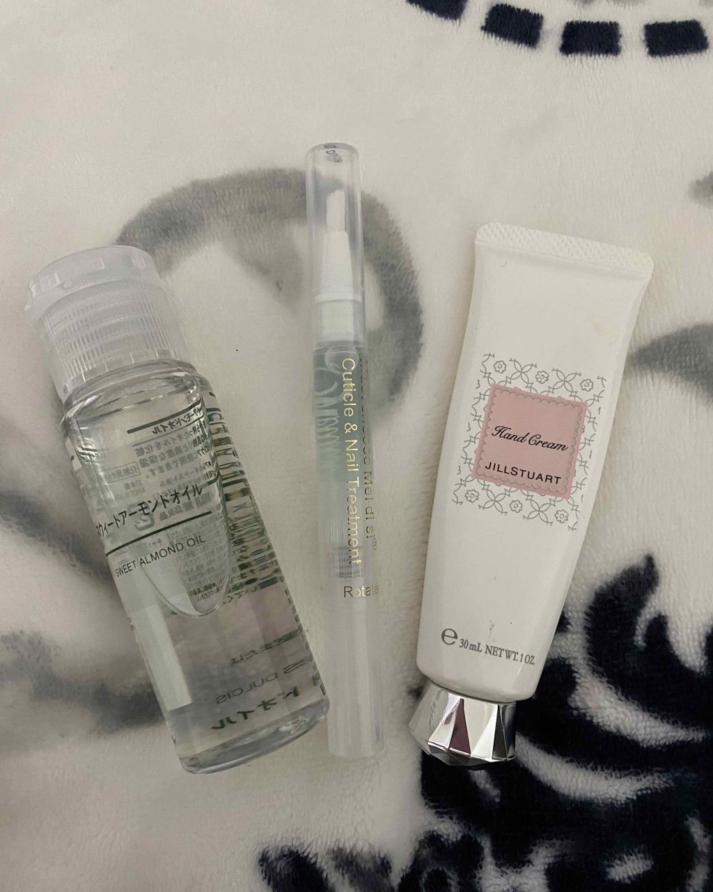 ジルスチュアート リラックス ハンドクリーム/JILL STUART/ハンドクリームを使ったクチコミ(1枚目)