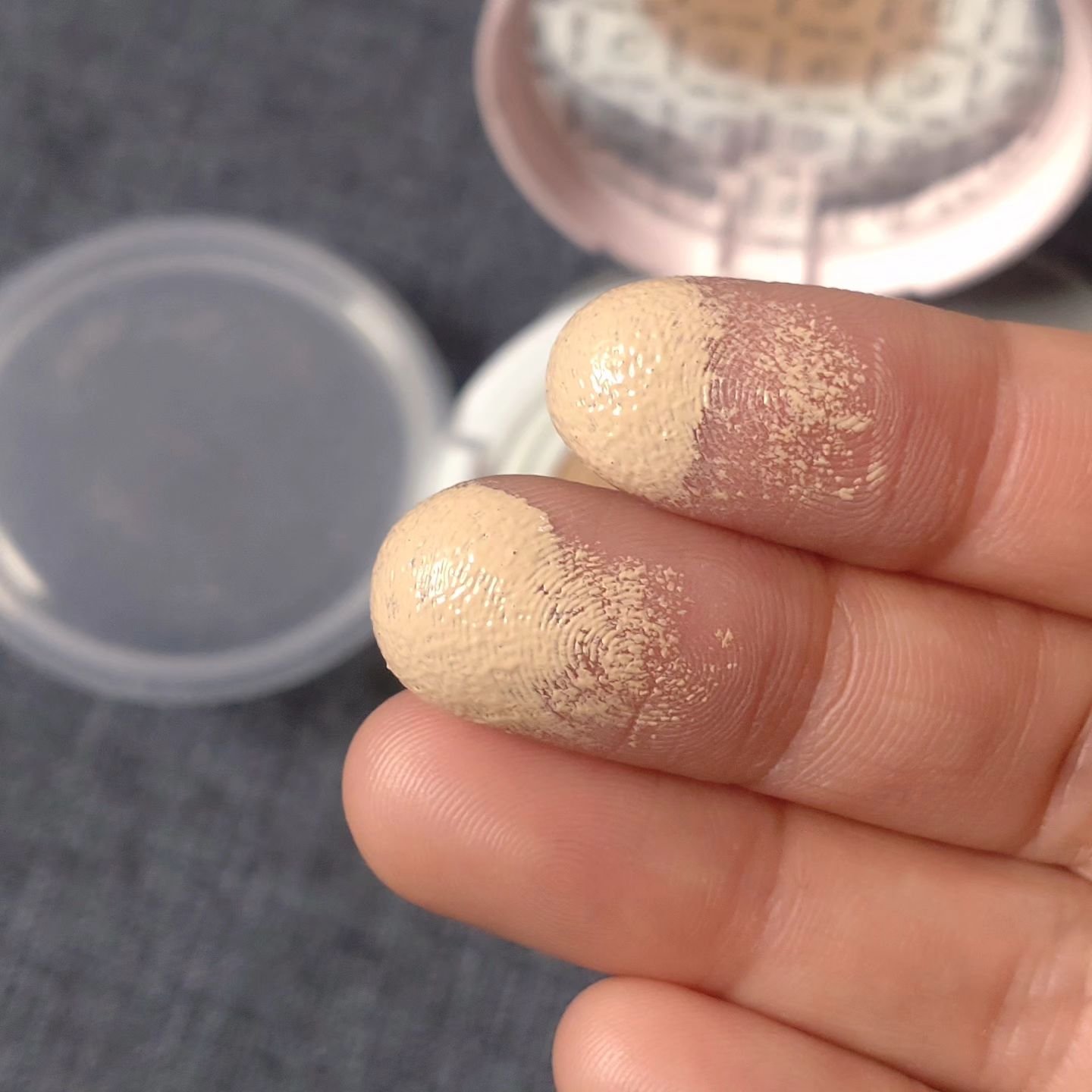 F5 リフレッシュクッション/keybo/クッションファンデーションを使ったクチコミ（3枚目）