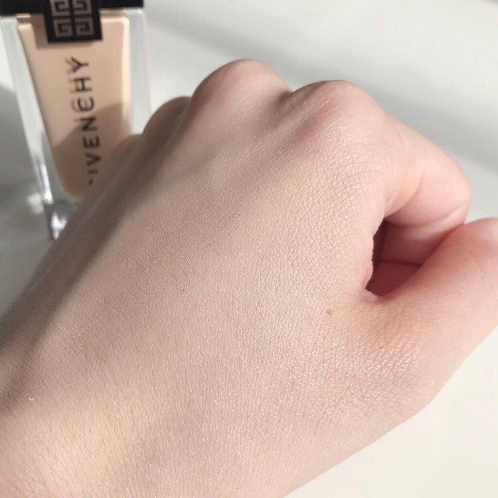プリズム・リーブル・スキンケアリング・グロウ/GIVENCHY/リキッドファンデーションを使ったクチコミ(4枚目)