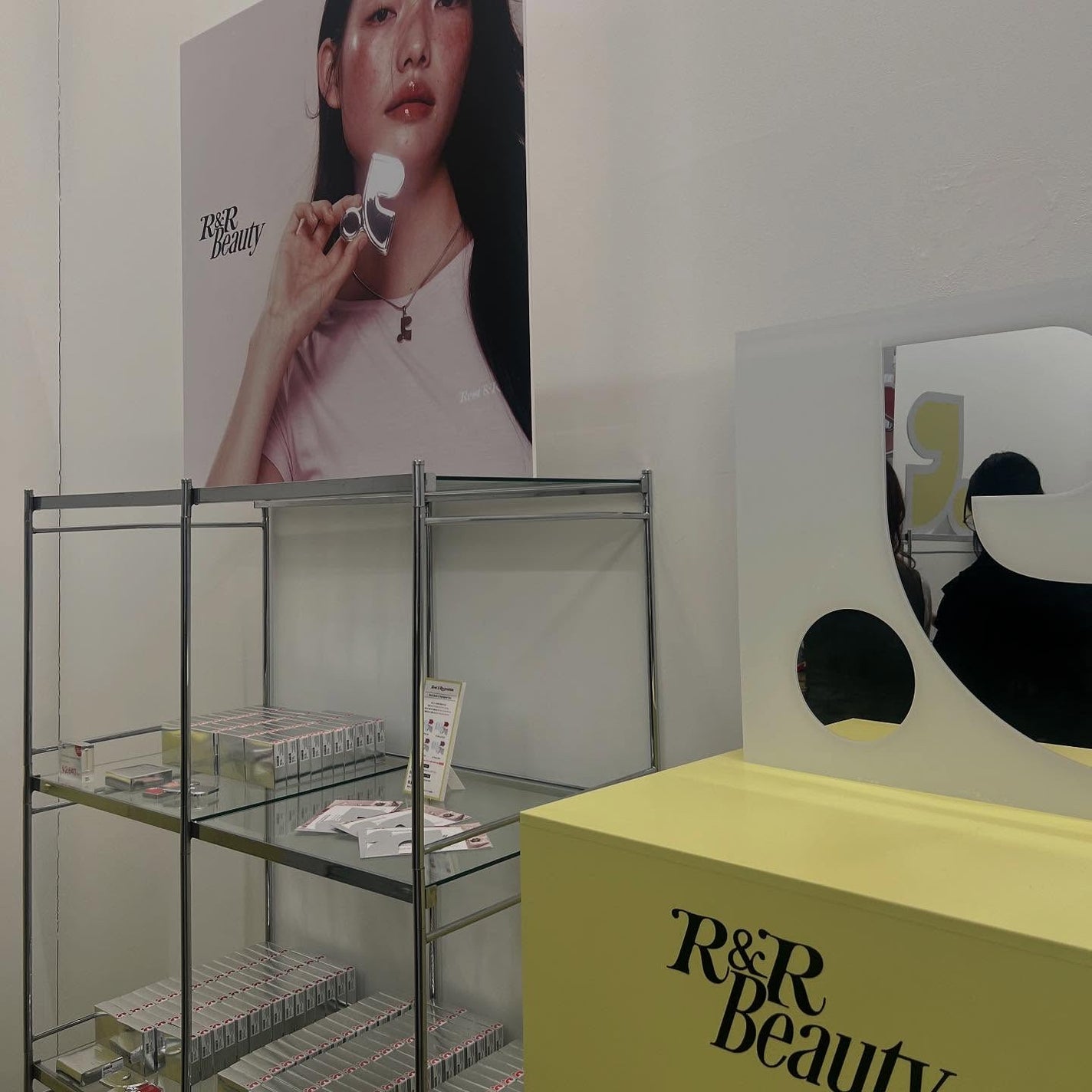 アンシーン ミラーティント/Oddtype/リップティントを使ったクチコミ(8枚目)