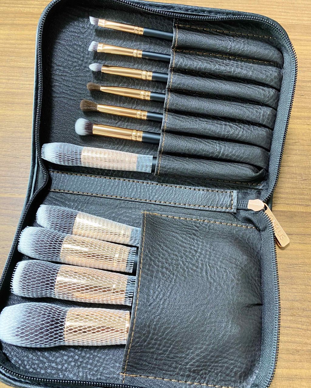 貴族のゴールド メイクブラシ11本セット 化粧ポーチ付き/SIXPLUS/メイクブラシを使ったクチコミ(3枚目)