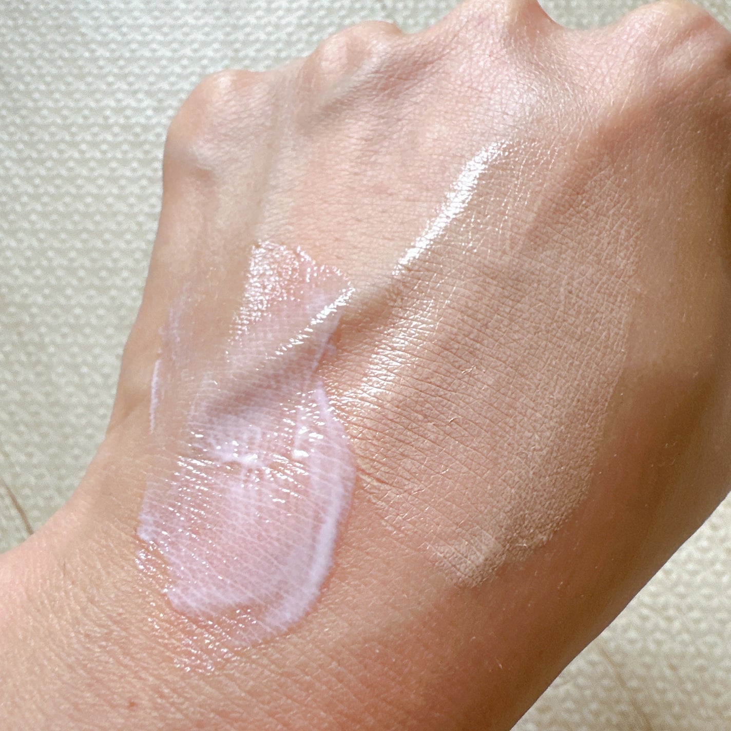 エッセンス スキングロウ ファンデーション/SHISEIDO/リキッドファンデーションを使ったクチコミ(4枚目)