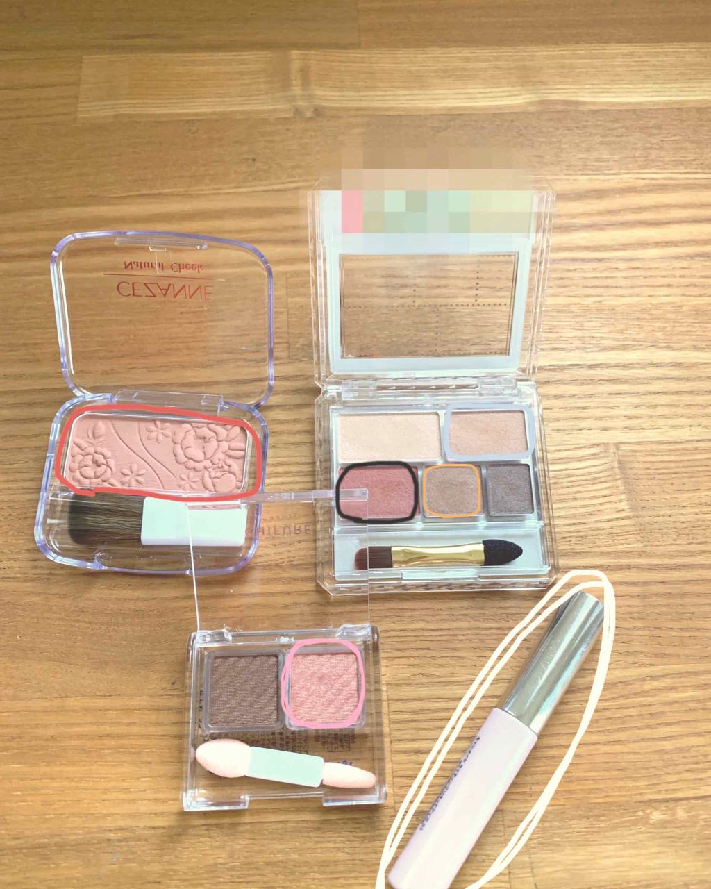 アンリ☺︎ on LIPS 「私の毎日メイク紹介します!あ、ちなみに·····色素薄めメイク..」(3枚目)