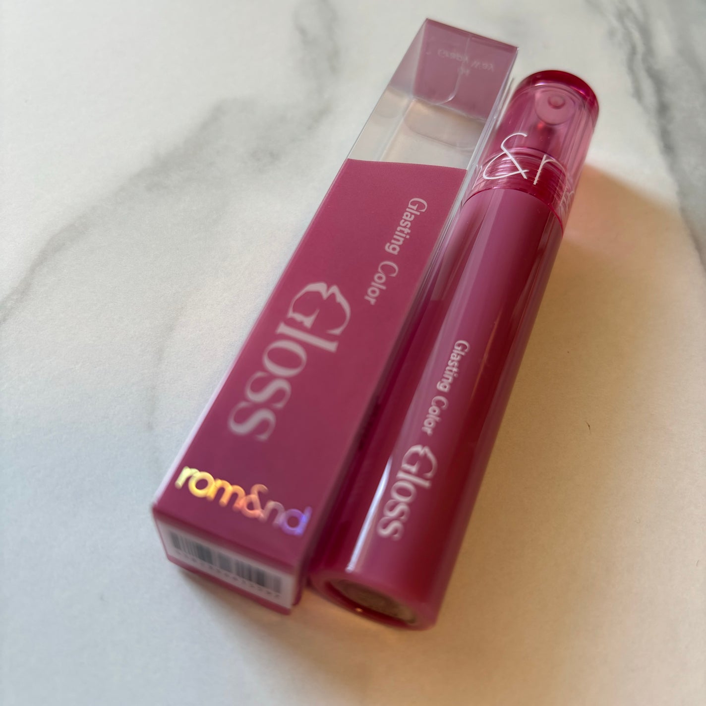 グラスティングカラーグロス/rom&nd/リップグロスを使ったクチコミ(1枚目)