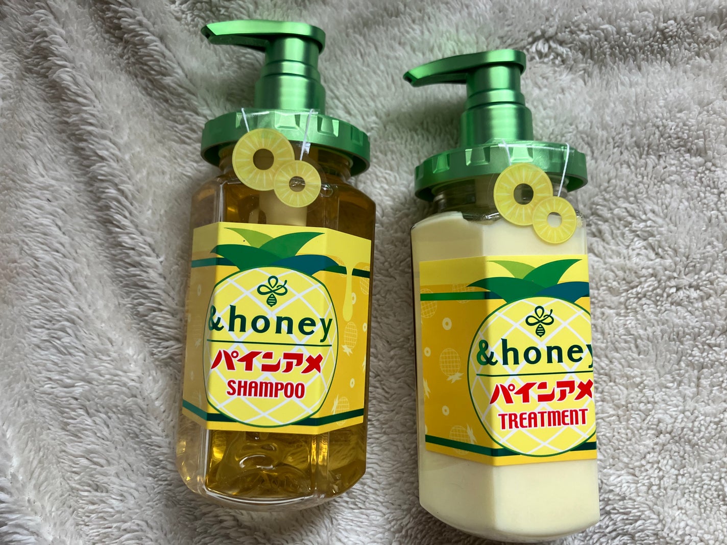 アンドハニー ディープモイスト パインアメ 限定ペアセット/&honey/市販シャンプーを使ったクチコミ(1枚目)