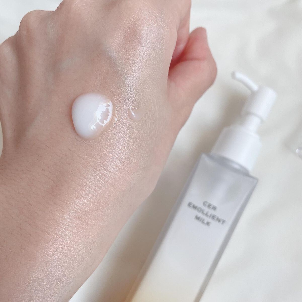 エモリエントミルク /cerXcer/乳液を使ったクチコミ（2枚目）