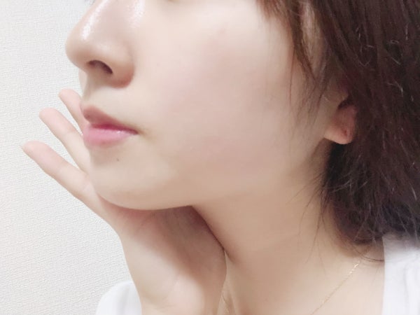 女性 顔