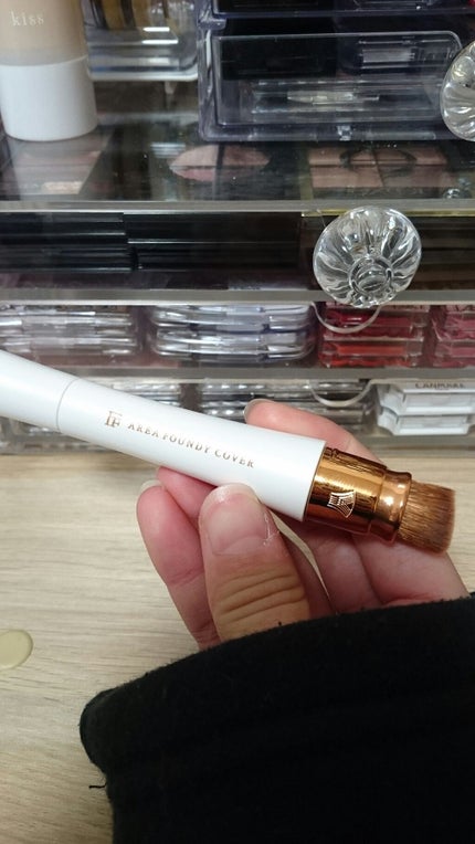 エリアファンディ/UZU BY FLOWFUSHI/リキッドコンシーラーを使ったクチコミ(2枚目)