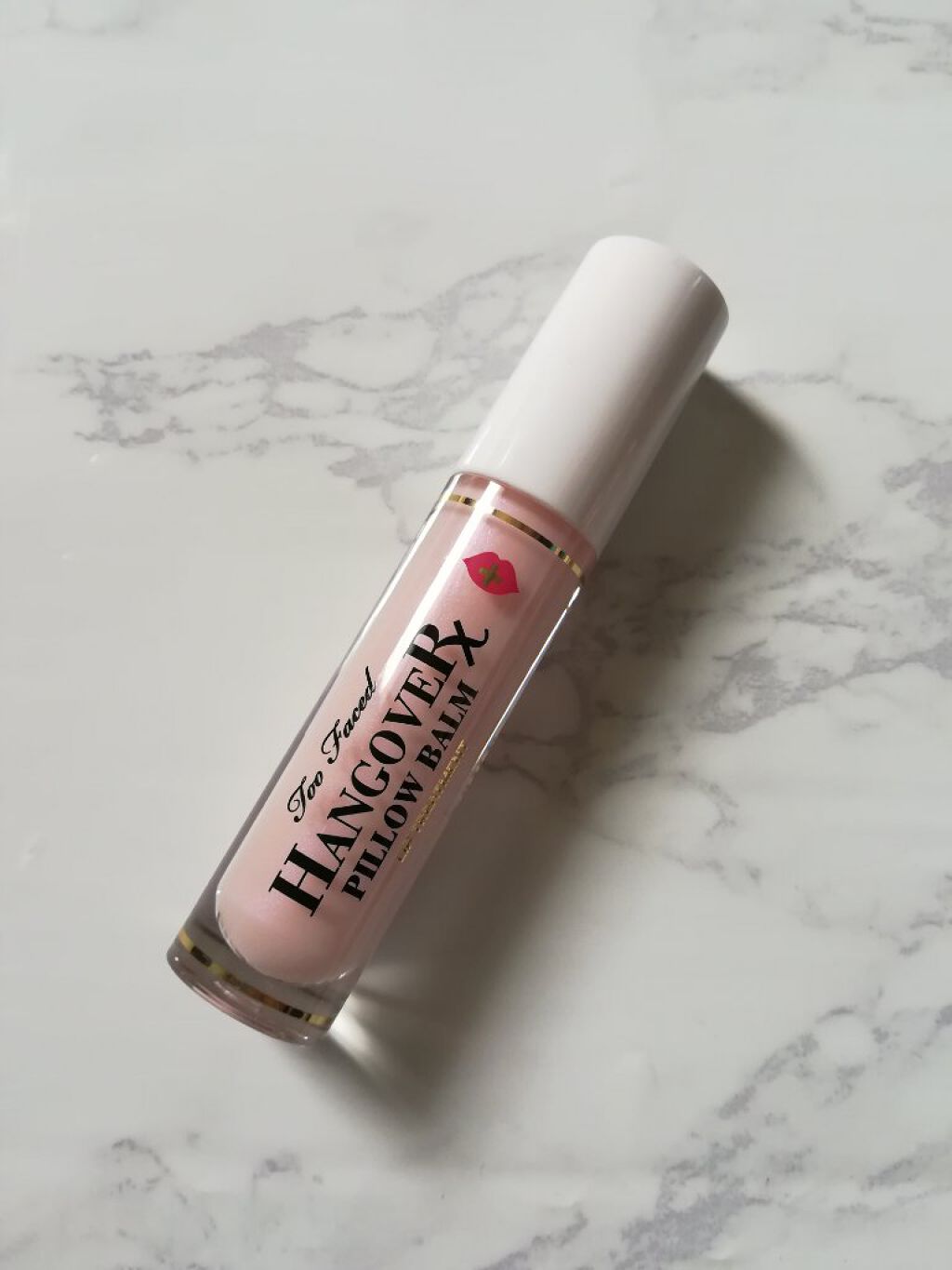 ～トゥー フェイスド ハングオーバー～ ピロー バーム リップ トリートメント/Too Faced/リップ美容液を使ったクチコミ（1枚目）