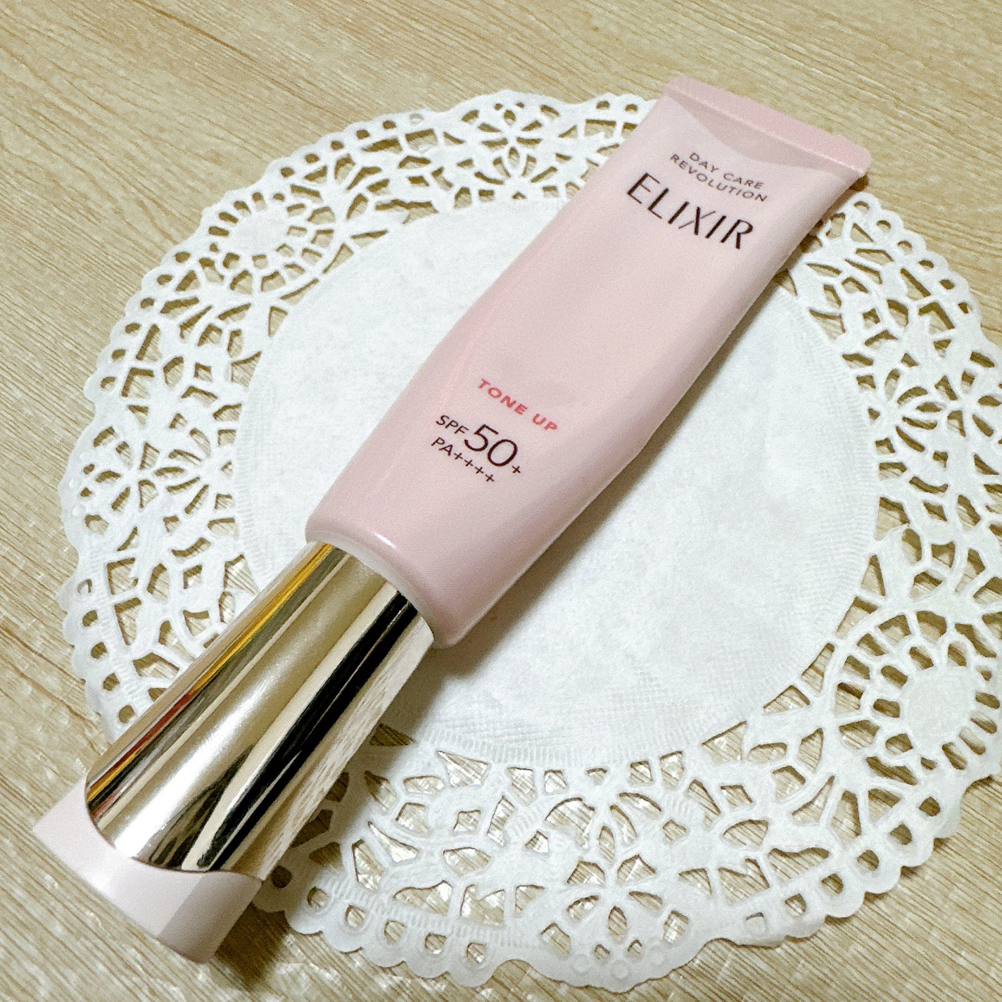 エリクシール デーケアレボリューション トーンアップ SP+ aa/エリクシール/化粧下地を使ったクチコミ(2枚目)