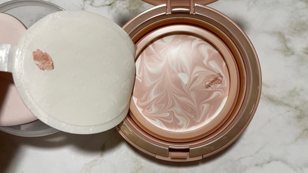 ジューシーパン スキンケアプライマー/A’pieu/化粧下地を使ったクチコミ(2枚目)