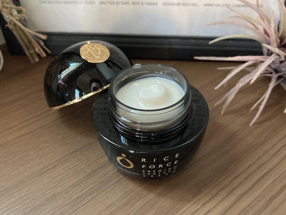 プレミアムパーフェクトクリーム/ライスフォース/フェイスクリームを使ったクチコミ(4枚目)