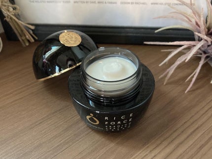 プレミアムパーフェクトクリーム/ライスフォース/フェイスクリームを使ったクチコミ(4枚目)