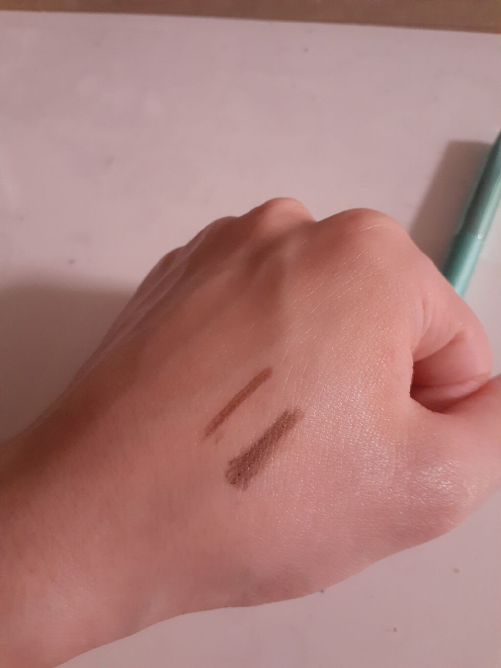 「密着アイライナー」クリームペンシル/デジャヴュ/ペンシルアイライナーを使ったクチコミ(2枚目)