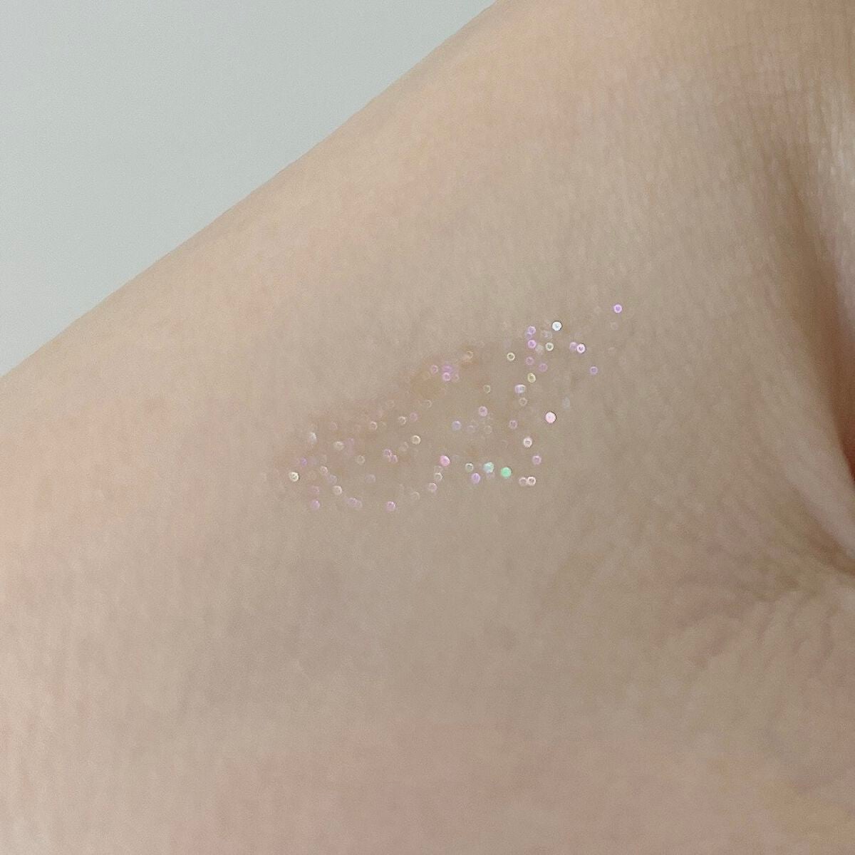 リキッド グリッター シャドウ/rom&nd/グリッターを使ったクチコミ(2枚目)