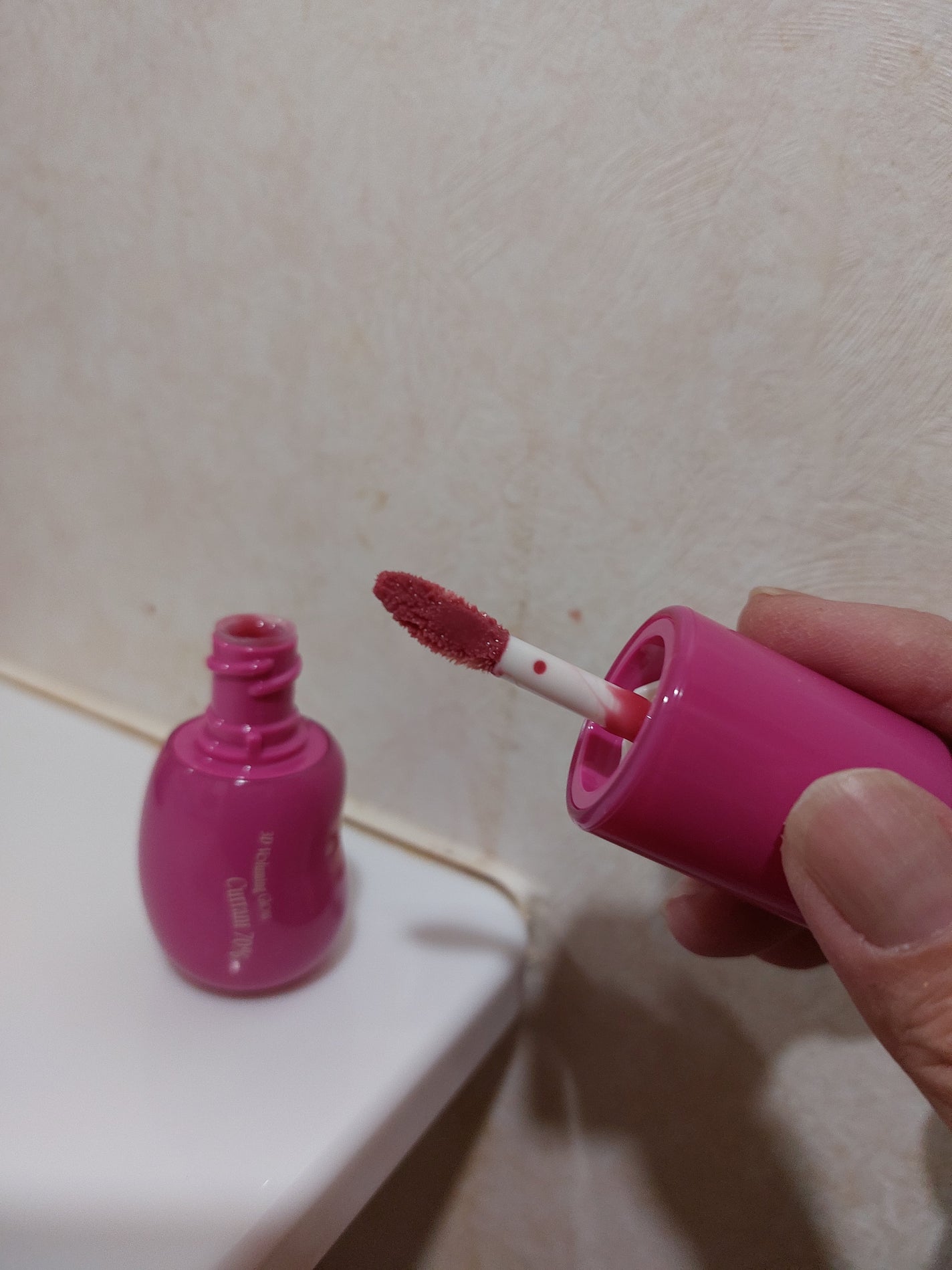 フィー 3Dボリューミンググロス/fwee/リップグロスを使ったクチコミ(2枚目)