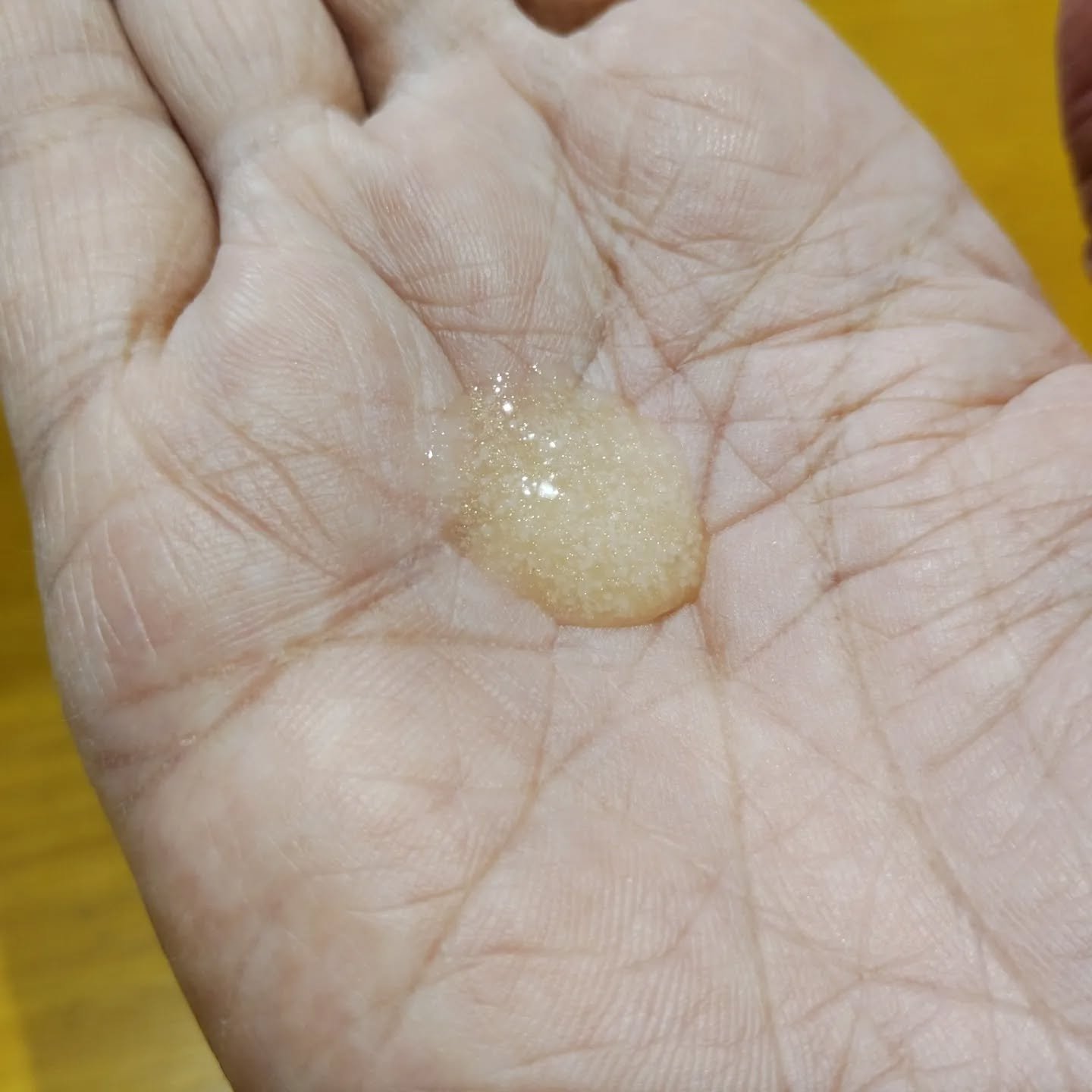 クレ・ド・ポー ボーテ　セラムヴィタリテオープレシュー/クレ・ド・ポー ボーテ/美容液を使ったクチコミ（2枚目）