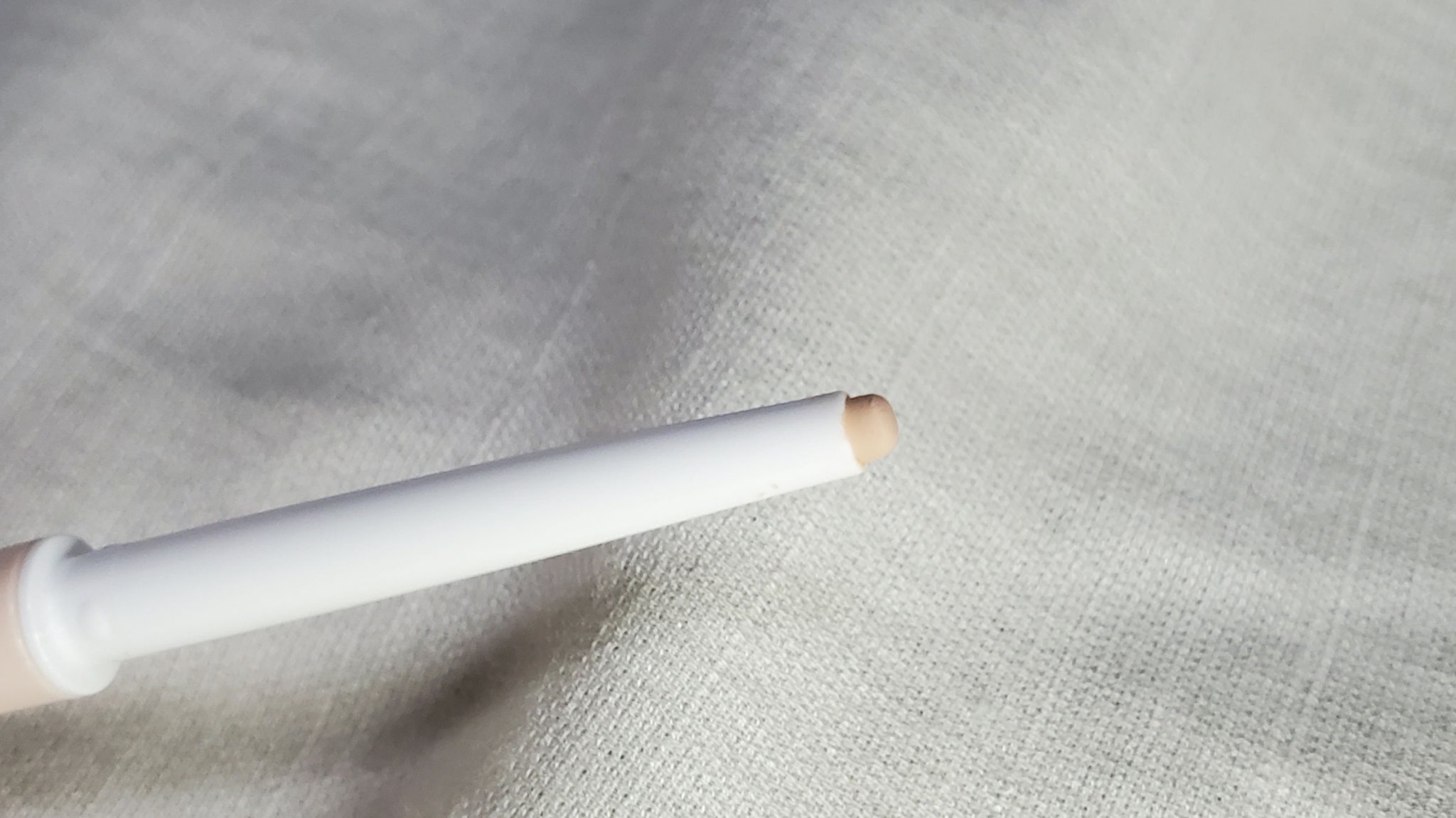 アイバッグコンシーラー 02 ピンクベージュ/キャンメイク/ペンシルコンシーラーを使ったクチコミ（2枚目）