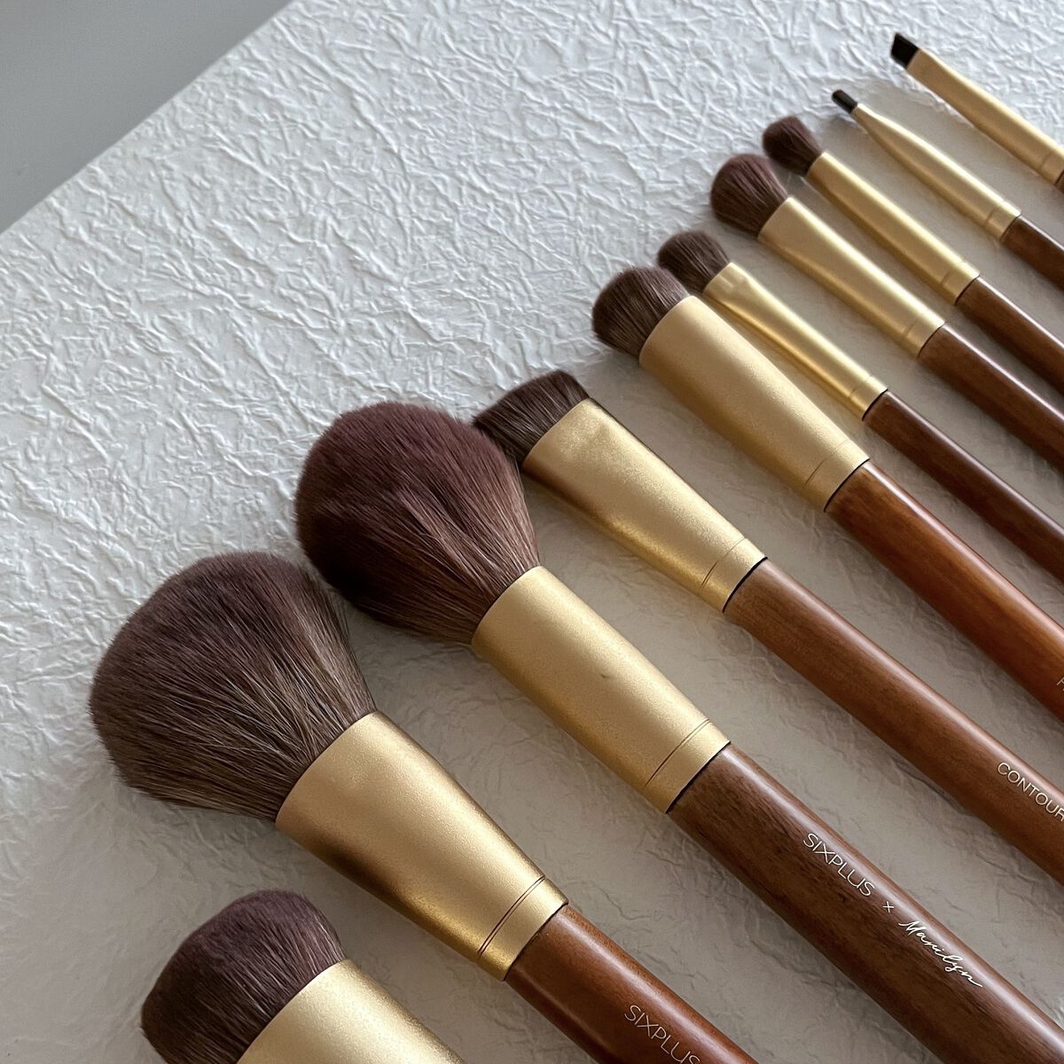 SIXPLUS X MARILYN 10本メイクアップブラシセット/SIXPLUS/メイクブラシを使ったクチコミ（3枚目）
