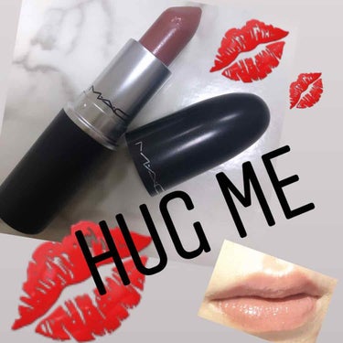 MAC大好き芸人のお気に入りリップ💋

｢HUG ME｣という品番です♥
もう名前からしてステキですよね///

ピンクベージュで肌なじみもよく、
お姉さん顔になれる素敵なリップです🐻💘

ラスターなの