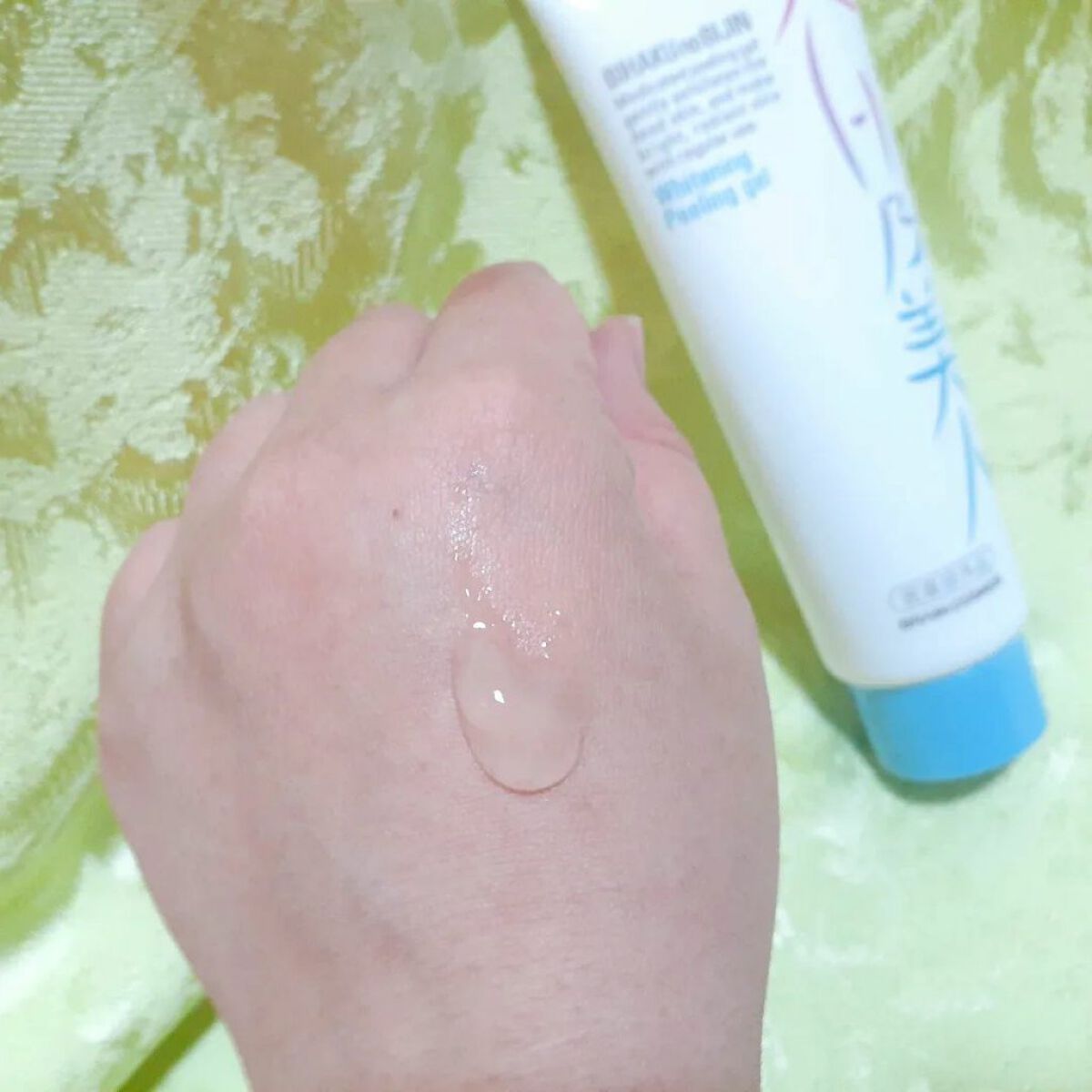 美白乃美人ピーリングジェル/ブレーンコスモス/ピーリングを使ったクチコミ(3枚目)