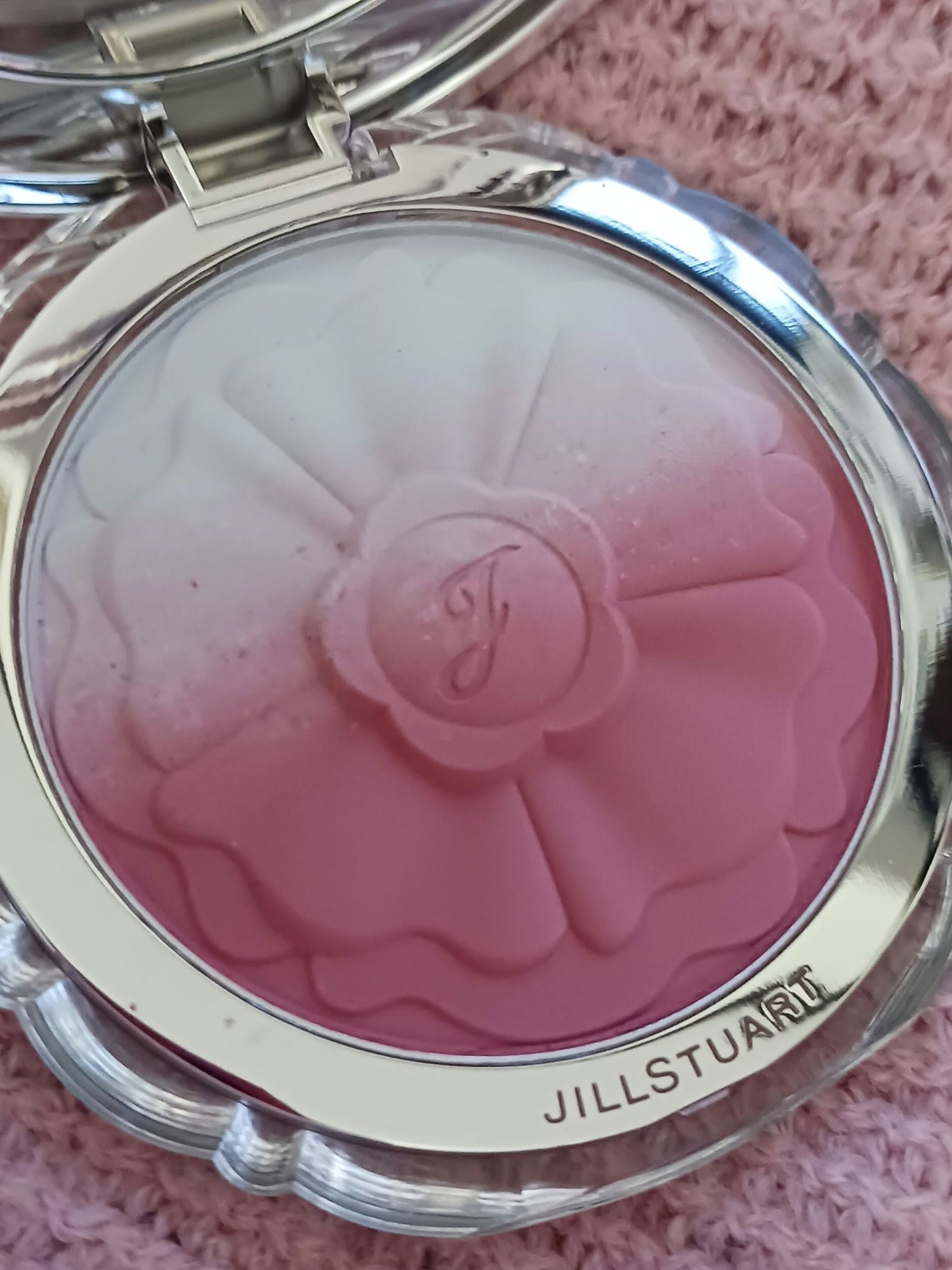 ジルスチュアート パステルペタル ブラッシュ/JILL STUART/パウダーチークを使ったクチコミ(2枚目)