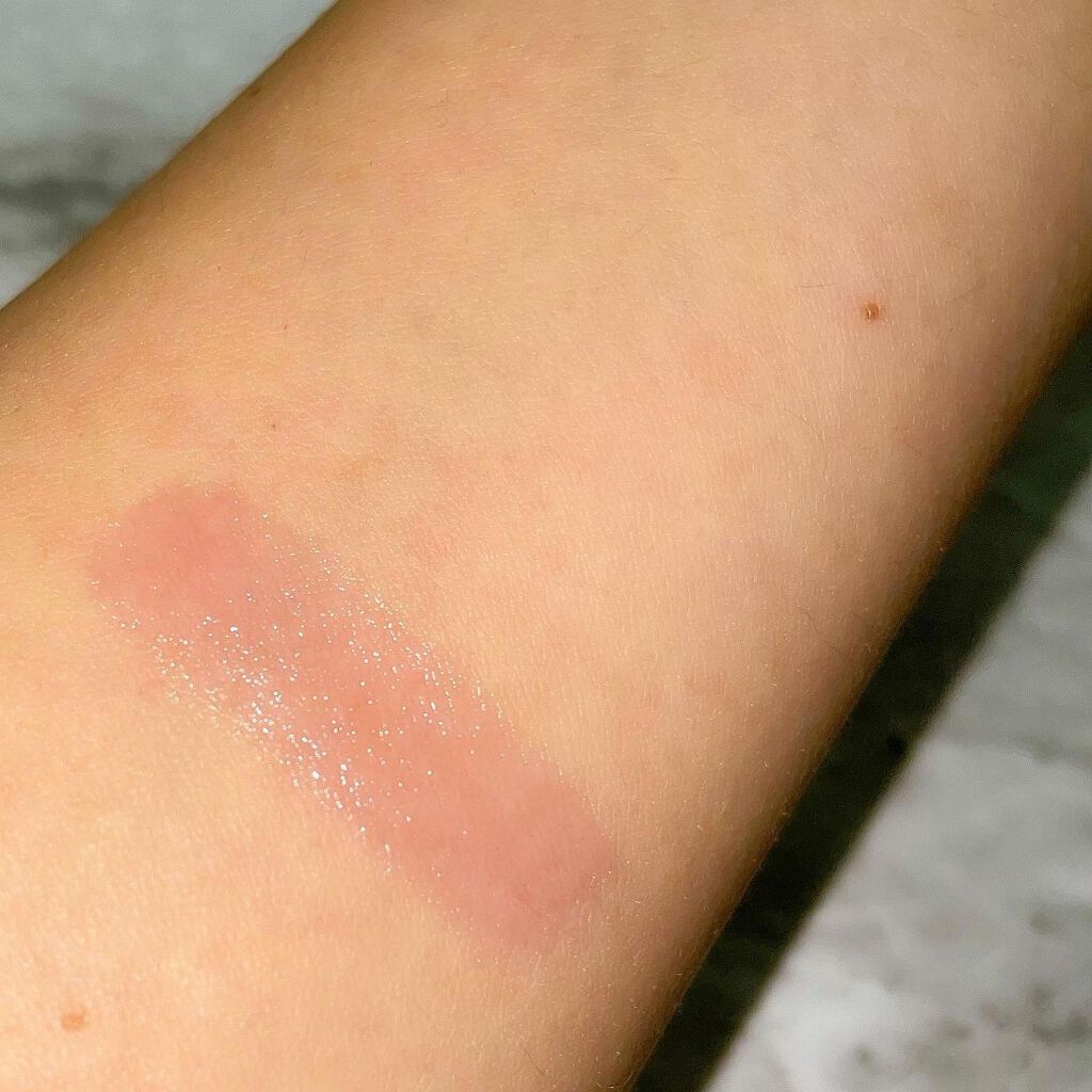 シアー リップバーム/DECORTÉ/リップバームを使ったクチコミ（3枚目）