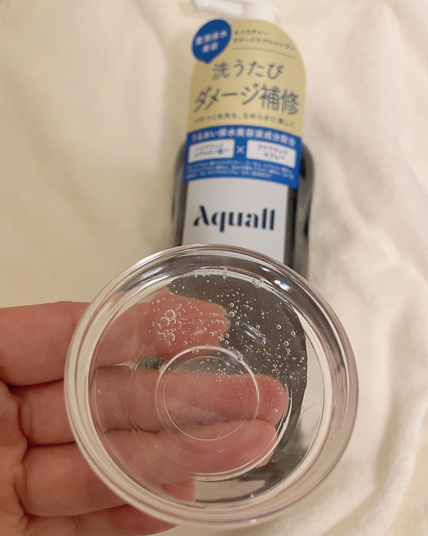 まる on LIPS 「アクオルモイスチャーリペアシャンプー&トリートメント🧴泡立ちが..」(2枚目)