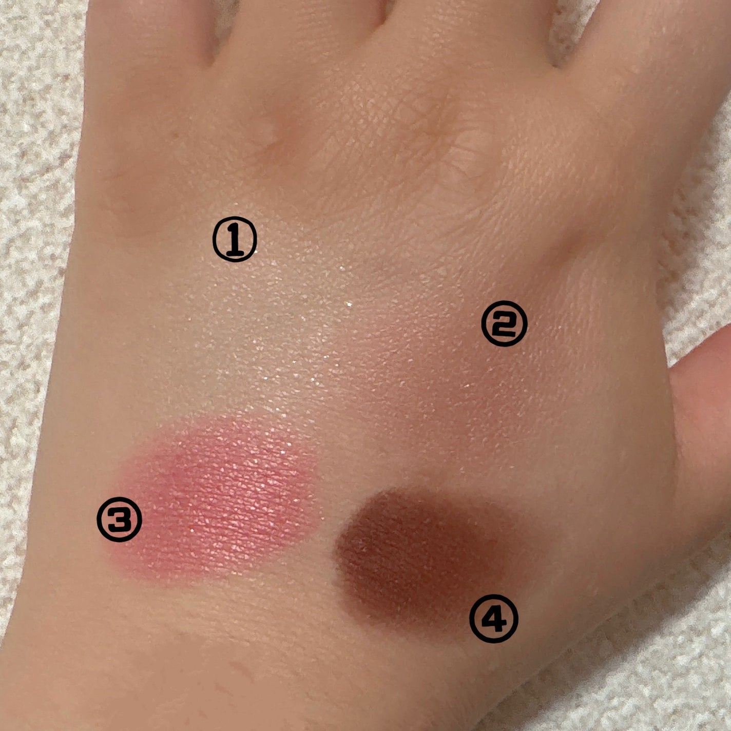 グロッシーリッチ アイズ N/Visée/アイシャドウパレットを使ったクチコミ(2枚目)