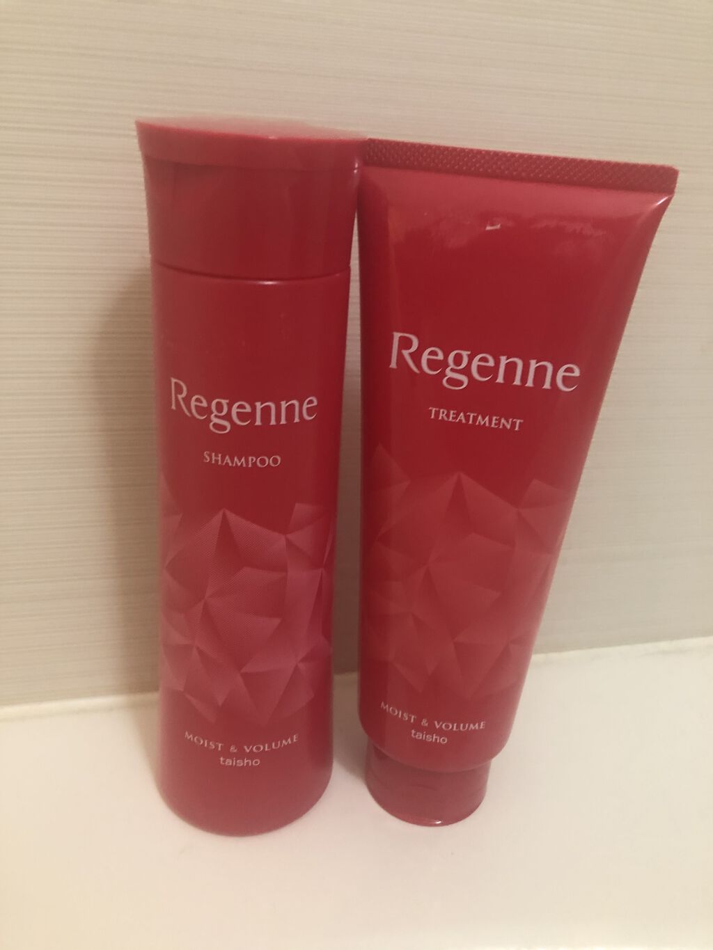 リジェンヌシャンプー/トリートメント モイスト&ボリューム/リジェンヌ/市販シャンプーを使ったクチコミ（2枚目）