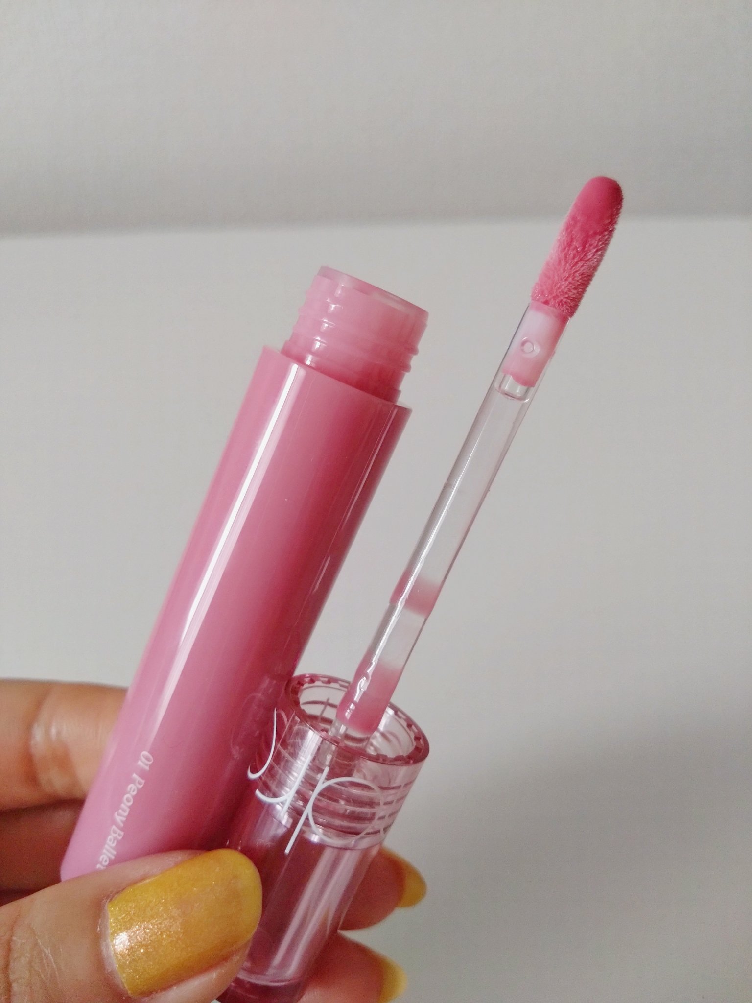 グラスティングカラーグロス/rom&nd/リップグロスを使ったクチコミ（3枚目）