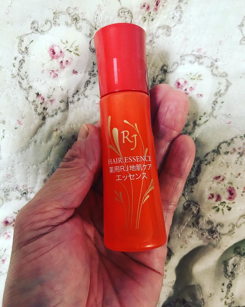 薬用RJ地肌ケアエッセンス/アピセラピーコスメティクス/頭皮ローションを使ったクチコミ（2枚目）