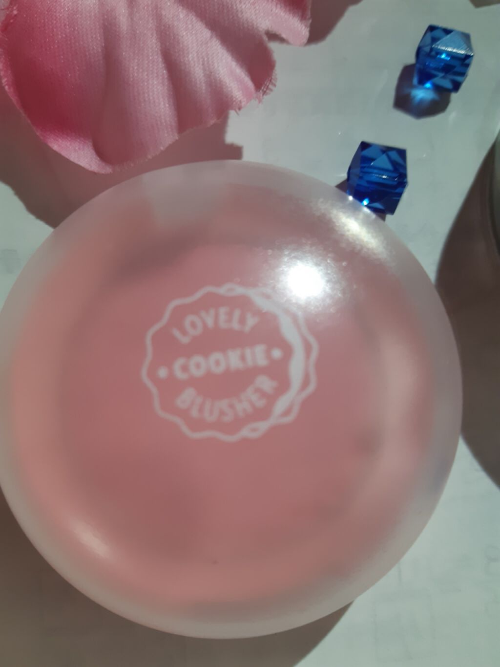 mio on LIPS 「私が買って残念だったコスメを今から紹介していこうと思います。ま..」(4枚目)