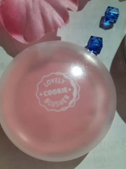 mio on LIPS 「私が買って残念だったコスメを今から紹介していこうと思います。ま..」(4枚目)