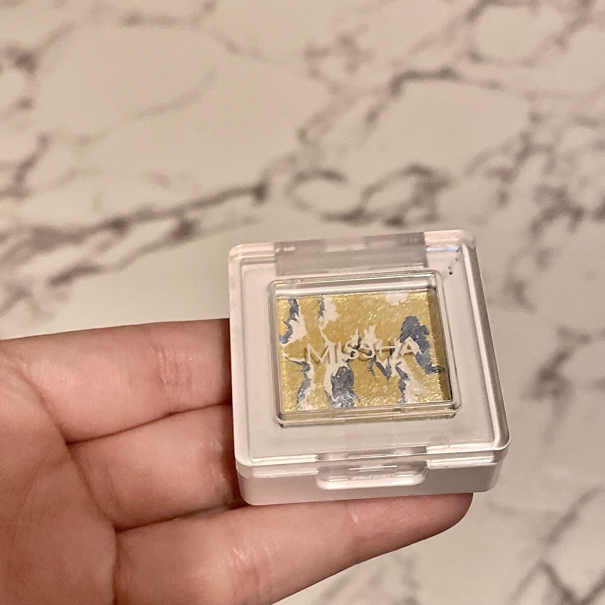 グリッタープリズム シャドウ マーブル グリッタープリズム シャドウ マーブル GYE01/MISSHA/単色アイシャドウを使ったクチコミ（1枚目）