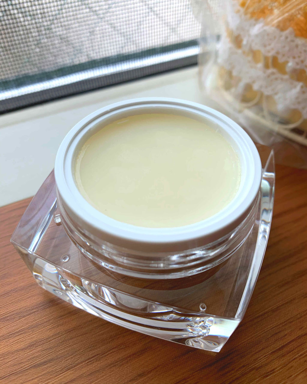 エッセンスハーブバームクリーム/MiMC/フェイスバームを使ったクチコミ（2枚目）