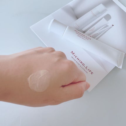 エッセンスベースUVグロウ/MICHIKO.LIFE/化粧下地を使ったクチコミ(4枚目)