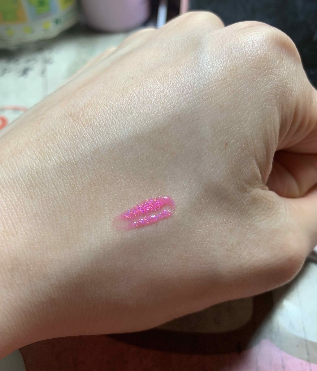 メスメリック グラスリップオイル/CHICCA/リップグロスを使ったクチコミ(2枚目)