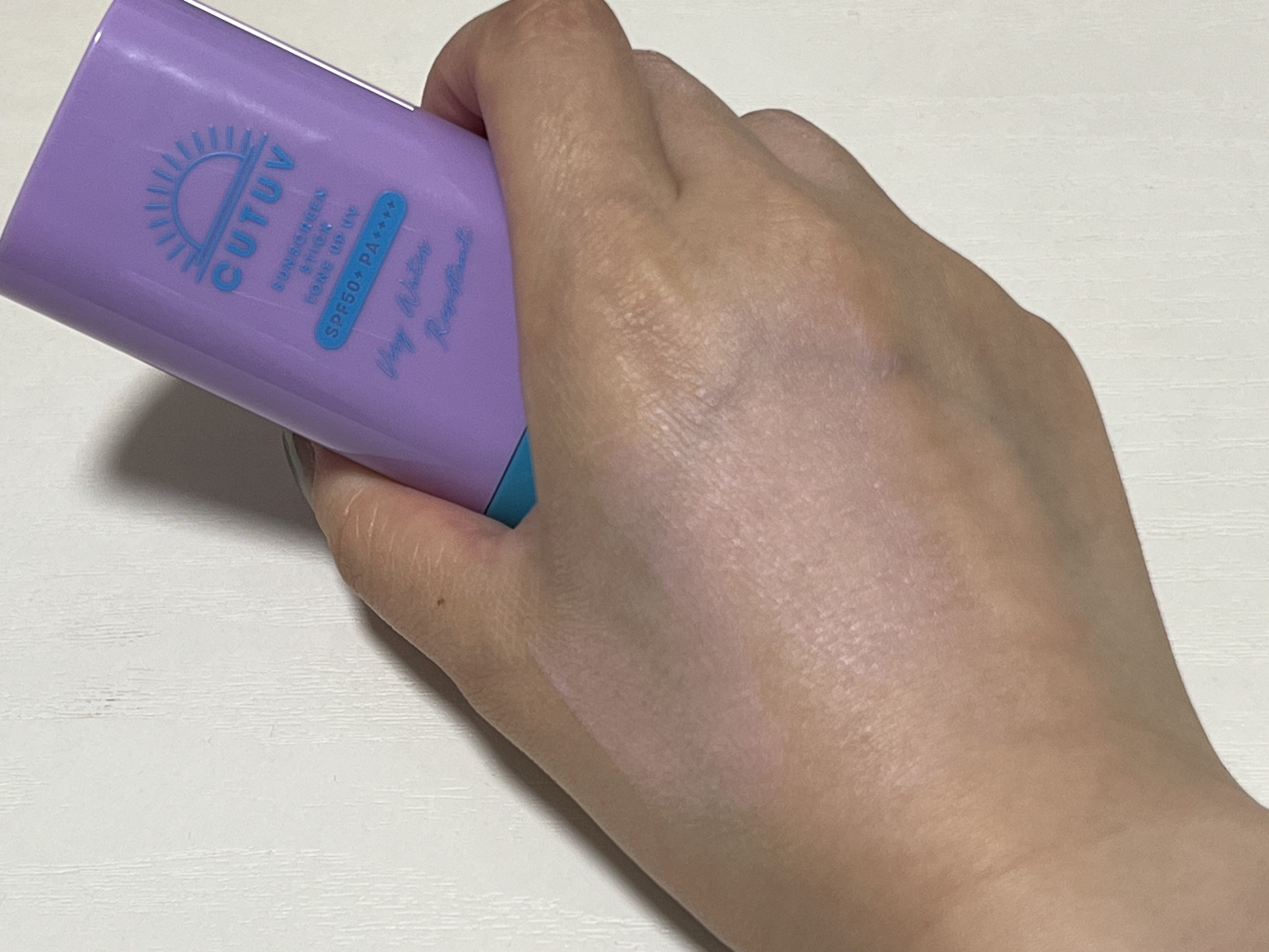 UVスティック P【トーンアップ】/クロイスターズ/日焼け止めスティックを使ったクチコミ（1枚目）