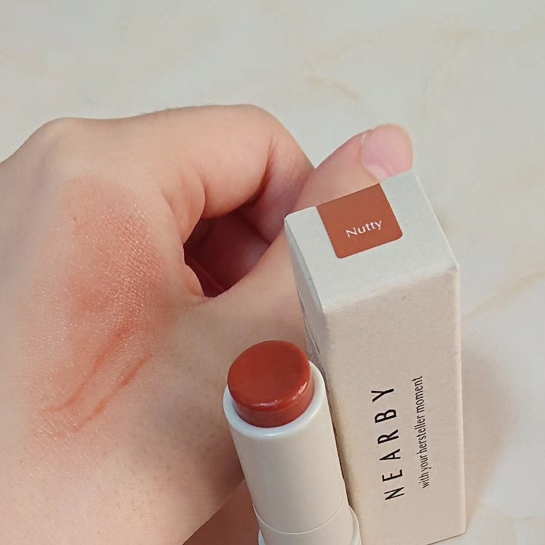 NEARBY Recharging Lip Balm/Hersteller/口紅を使ったクチコミ(2枚目)