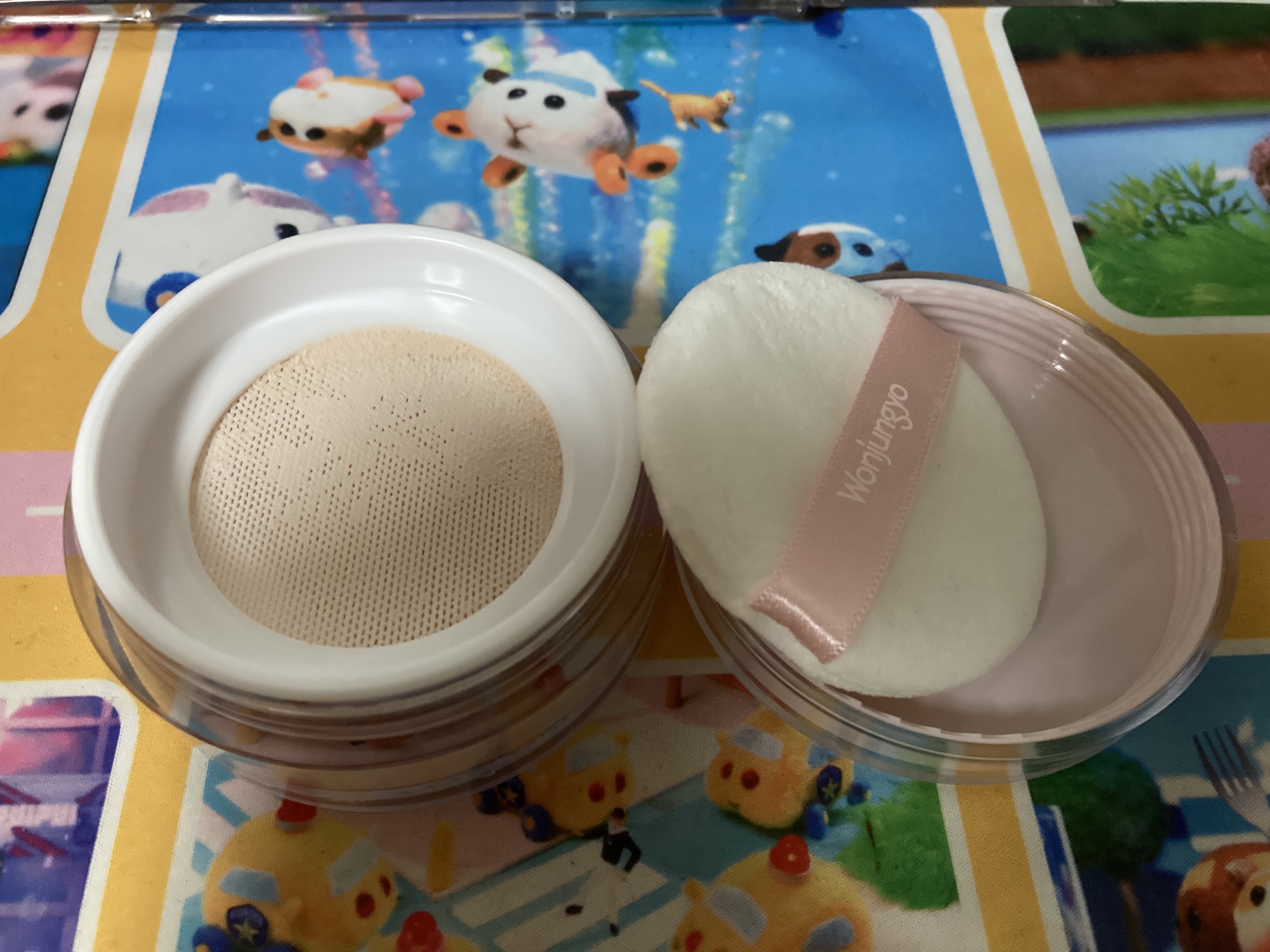 ウォンジョンヨ フィクシングブラーパウダー N 02 プレーンベージュ（推しの子限定パッケージ）/Wonjungyo/ルースパウダーを使ったクチコミ（3枚目）