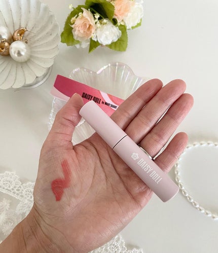 ウォータリー リップ ティント/DAISY DOLL by MARY QUANT/リップティントを使ったクチコミ(3枚目)