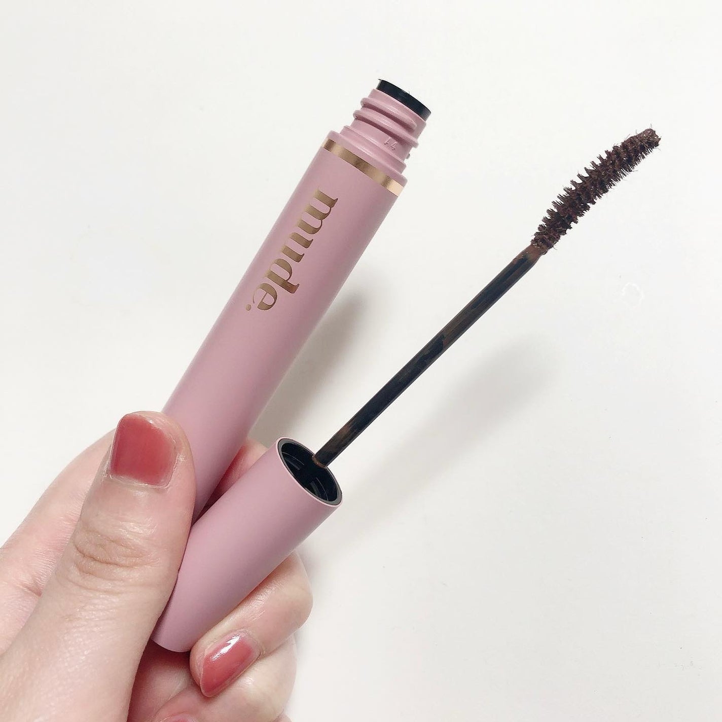 megu on LIPS 「そう、このマスカラめっちゃいい睫毛が美しくて、わたしも前..」(6枚目)