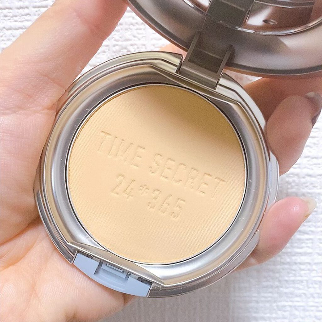 ミネラルプレストパウダーR ミディアムオークル/TIME SECRET/プレストパウダーを使ったクチコミ（2枚目）